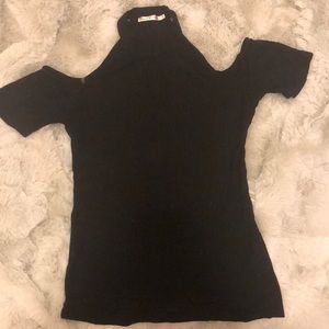 Cold shoulder keyhole top